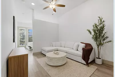 4509 Mount Vernon Street #26, Houston, TX 77006 - Photo 2