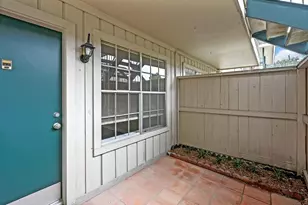 845 Augusta Dr, Houston, TX 77057 - Photo 10