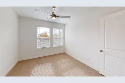 2907 Parks McCoy Lane, Grand Prairie, TX 75052 - Photo 14
