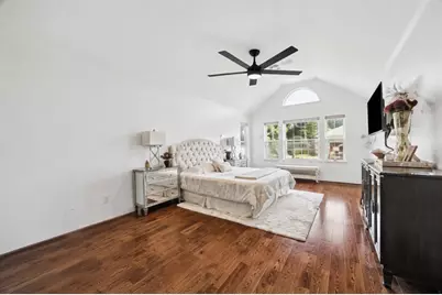 16703 Chestnut Meadow Court, Sugar Land, TX 77479 - Photo 12