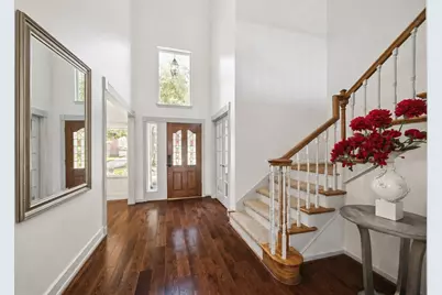 16703 Chestnut Meadow Court, Sugar Land, TX 77479 - Photo 6