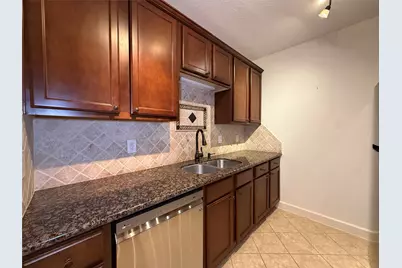 2224 S Piney Point Road #223, Houston, TX 77063 - Photo 8