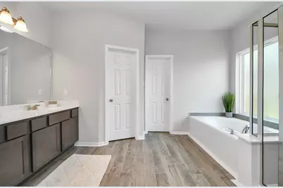 8402 Northern Pintail Drive, Houston, TX 77049 - Photo 18