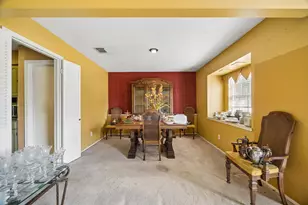 11302 Brighton Ln, Meadows Place, TX 77477 - Photo 6