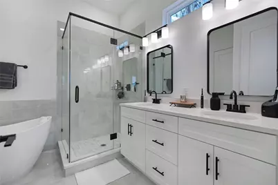 9902 Clark Road #F, Houston, TX 77076 - Photo 10