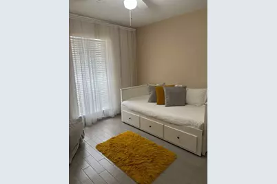 7318 Dearborn Street #B, Houston, TX 77055 - Photo 16