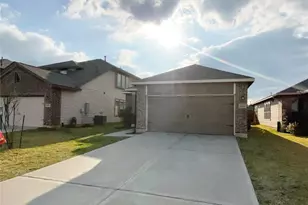 14223 Grand Hls Dr, Conroe, TX 77303 - Photo 2