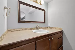16211 Brinkwood Dr, Houston, TX 77090 - Photo 20