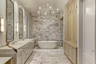 28 Audubon Hollow Ln, Houston, TX 77027 - Photo 20