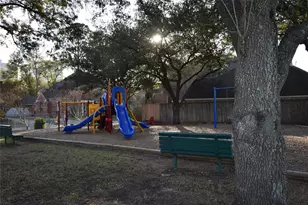 1307 Westwick Forest Ln, Houston, TX 77043 - Photo 24