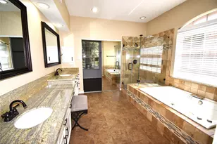 1307 Westwick Forest Ln, Houston, TX 77043 - Photo 10