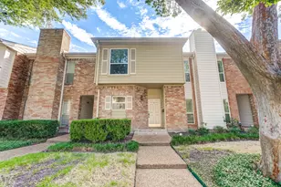 1039 Fountain View Dr, Houston, TX 77057 - Photo 1