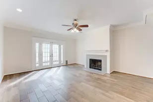 1039 Fountain View Dr, Houston, TX 77057 - Photo 6