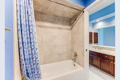 1039 Fountain View Drive, Houston, TX 77057 - Photo 12