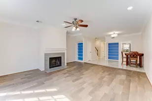 1039 Fountain View Dr, Houston, TX 77057 - Photo 8