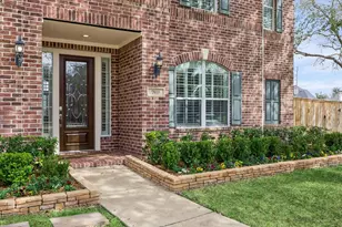 7935 Woodcrest Ct, Sugar Land, TX 77479 - Photo 32