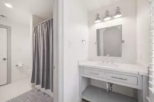 7935 Woodcrest Ct, Sugar Land, TX 77479 - Photo 26