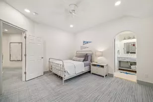 7935 Woodcrest Ct, Sugar Land, TX 77479 - Photo 24