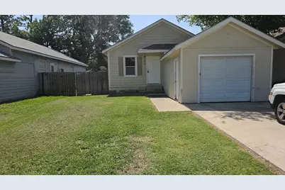 11919 Kingslake Forest Drive, Houston, TX 77044 - Photo 2