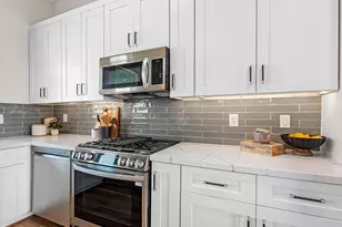 1102 64th St, Galveston, TX 77551 - Photo 12