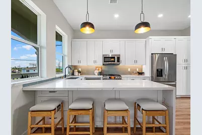 1102 64th Street, Galveston, TX 77551 - Photo 10