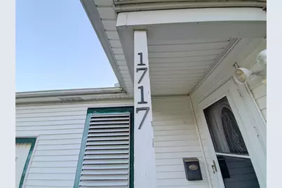 1717 Hawthorne Street, La Marque, TX 77568 - Photo 2