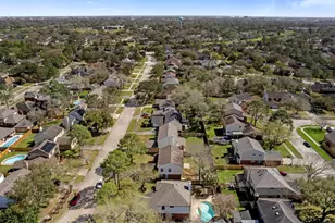 14922 Waybridge Dr, Houston, TX 77062 - Photo 48