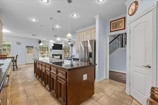 914 Pinewood Ln, Seabrook, TX 77586 - Photo 10