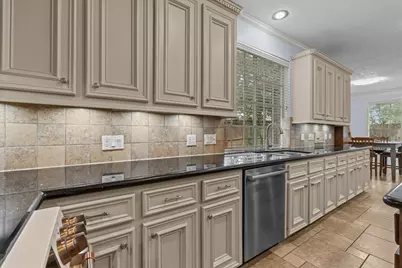 914 Pinewood Lane, Seabrook, TX 77586 - Photo 14