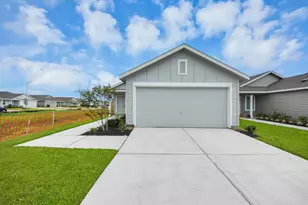 1219 Charlotte Wy, Wharton, TX 77488 - Photo 1