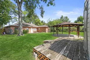 5907 Peg St, Houston, TX 77092 - Photo 20