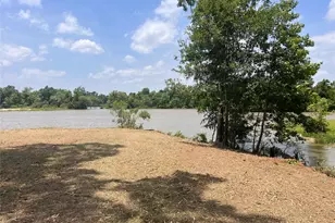 28435 Mendecino Glen Ln, Houston, TX 77336 - Photo 2