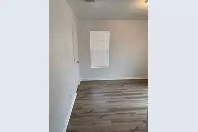 5237 Carmen Street, Houston, TX 77033 - Photo 16