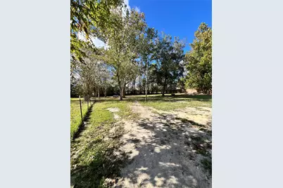 2890 Mary Lane, Dickinson, TX 77539 - Photo 10
