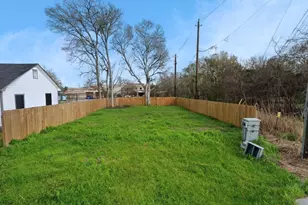 8409 Carver Rd, Houston, TX 77088 - Photo 1