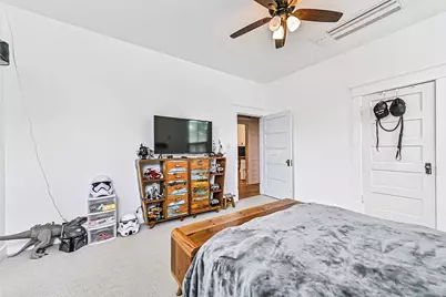 3002 Avenue Q 1/2, Galveston, TX 77550 - Photo 24