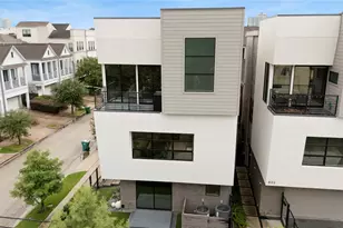 1302 Crocker St, Houston, TX 77019 - Photo 2