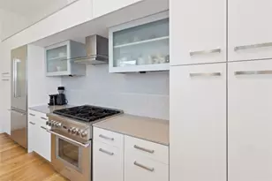 1302 Crocker St, Houston, TX 77019 - Photo 16