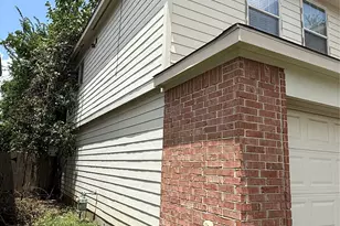 8807 Rainesville Ln, Houston, TX 77075 - Photo 2