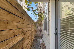 1526 Chestnut St, Houston, TX 77009 - Photo 10