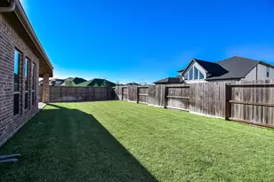 31438 Vineyard Creek Dr, Fulshear, TX 77441 - Photo 10