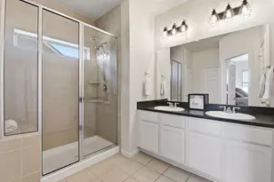 410 Walnut Branch Dr, Baytown, TX 77523 - Photo 10