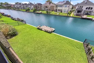 14310 Manorbier Ln, Sugar Land, TX 77498 - Photo 46