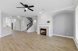 14310 Manorbier Ln, Sugar Land, TX 77498 - Photo 14