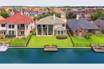 14310 Manorbier Lane, Sugar Land, TX 77498 - Photo 4