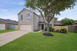 5518 Rio Alamo St, Rosharon, TX 77583 - Photo 2