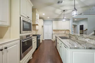 4100 Wallaceshire Avenue, College Station, TX 77845 - Photo 8