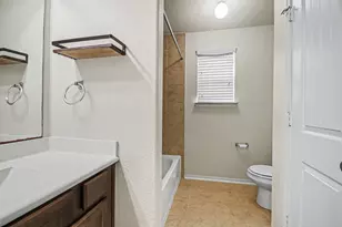 1439 Barras St, Alvin, TX 77511 - Photo 28