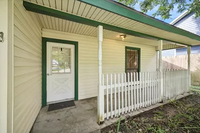 512 Texas Street, Tomball, TX 77375 - Photo 18