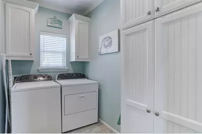 934 S Cove, Crystal Beach, TX 77650 - Photo 22
